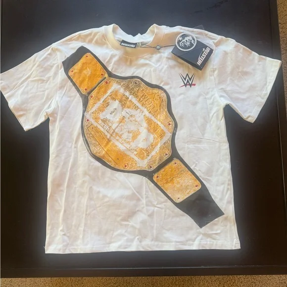 WWE White Hellstar T-Shirt with Gold Championship Graphic - Picture 1 of 4